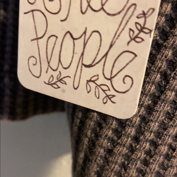 Free People Puffy sleeve top size L - Picture 3 of 3